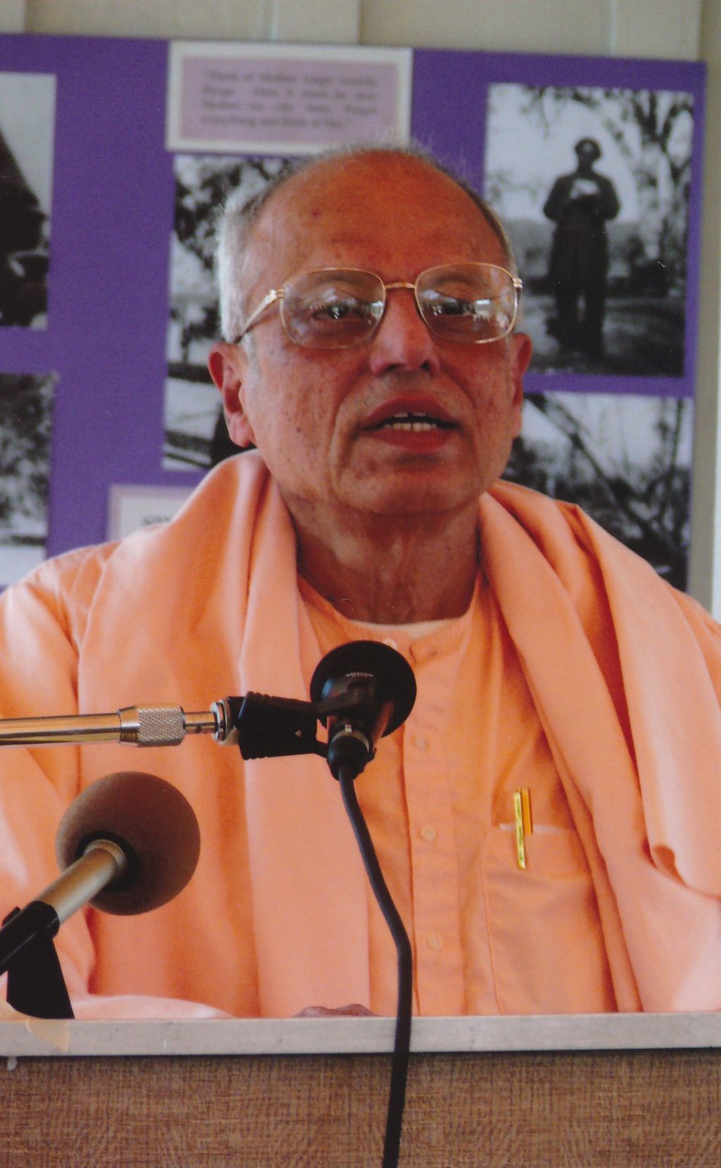 Swami Prapannananda at Shanti Ashram - Photo 4